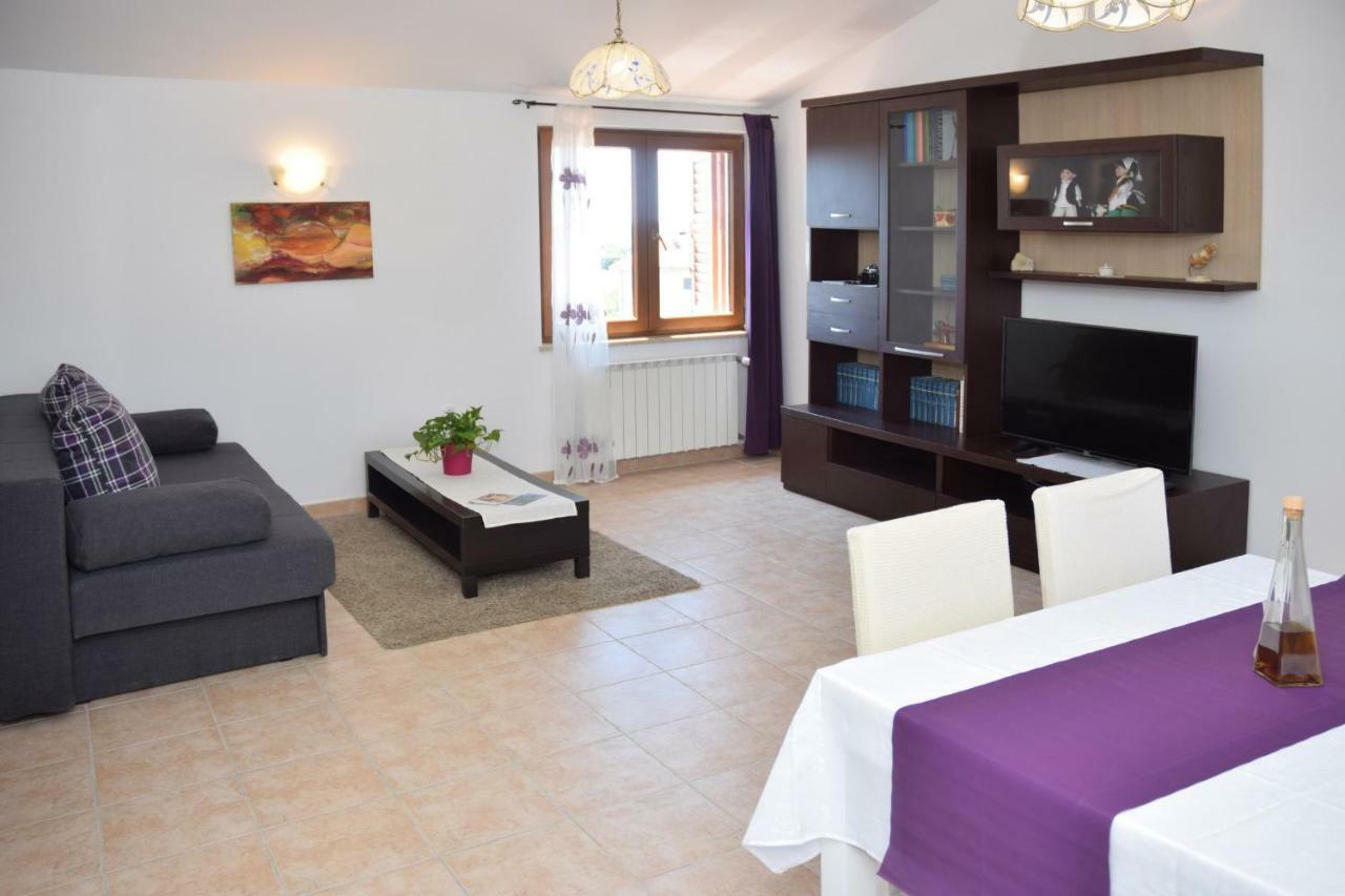 Villa Krasa Sea View Apartmants With Pool Ližnjan Exteriör bild