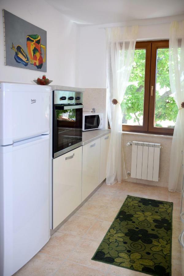 Villa Krasa Sea View Apartmants With Pool Ližnjan Exteriör bild